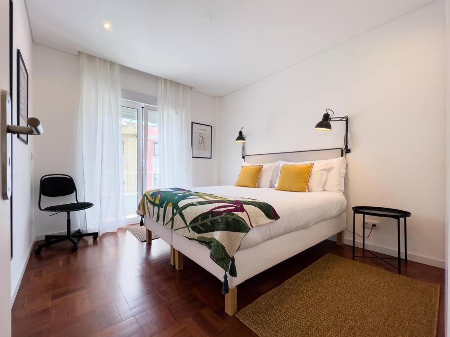 Olaias Lisbon 2 Bed Near Metro 2 Apartment Exterior photo